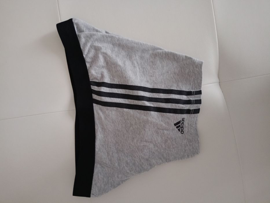 Vând boxeri bărbătești Adidas,noi ,fara eticheta produs de calitate .