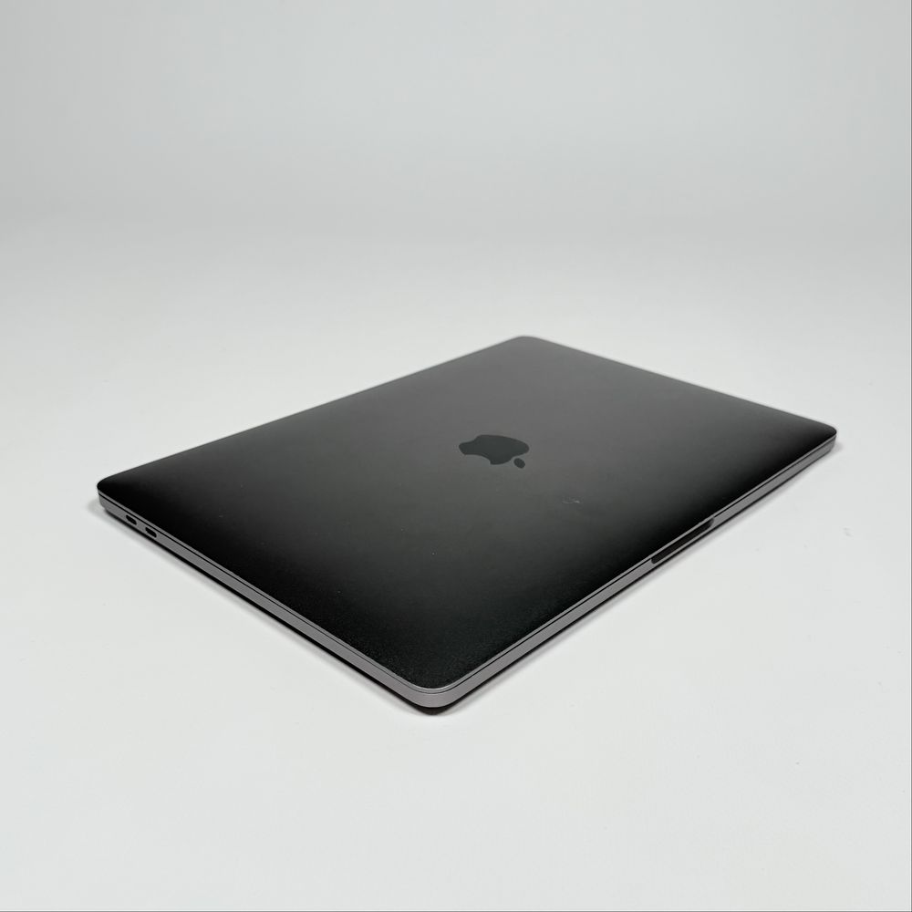 MacBook Pro 2016/TouchBar/Retina Dysplay/16GB/512GB/Core i7 3,30 GHz/