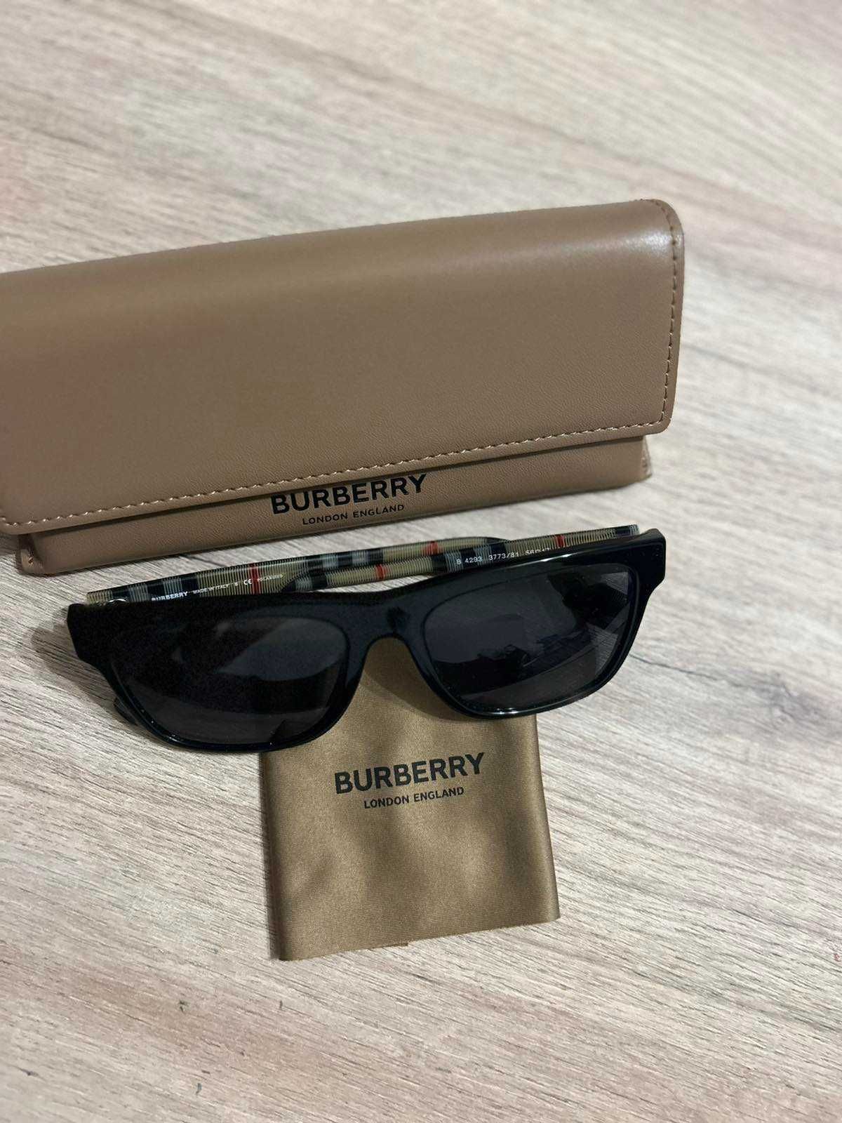 BURBERRY Нови от Англия