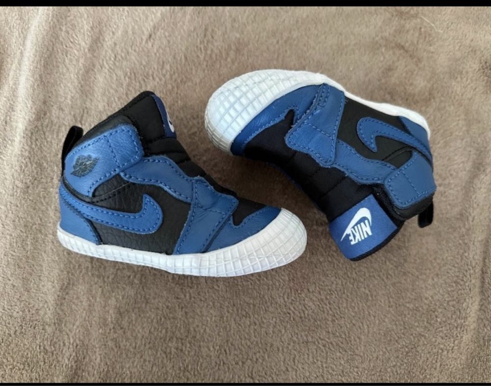 Adidasi Bebe Nike Jordan 1 -EUR19