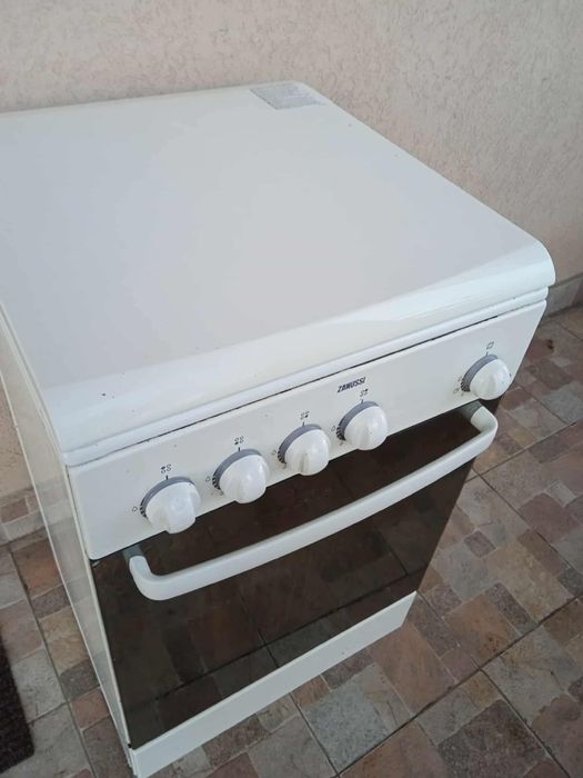 Vand aragaz si hota zanussi