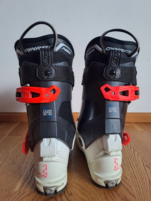 Clapari ski de tura Dynafit Neo PU W