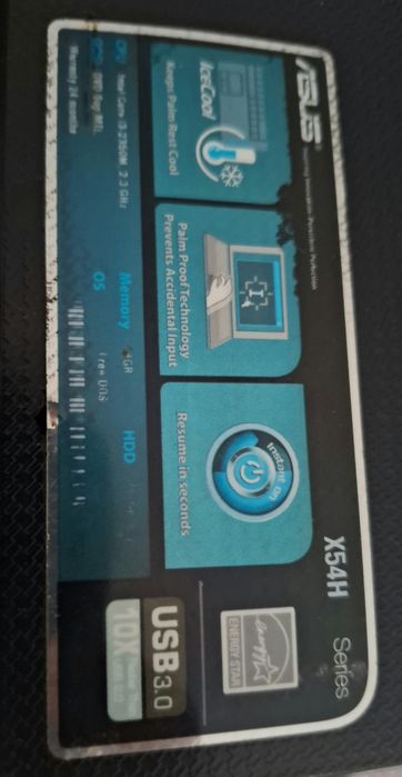 Vand laptop-uri pentru piese!