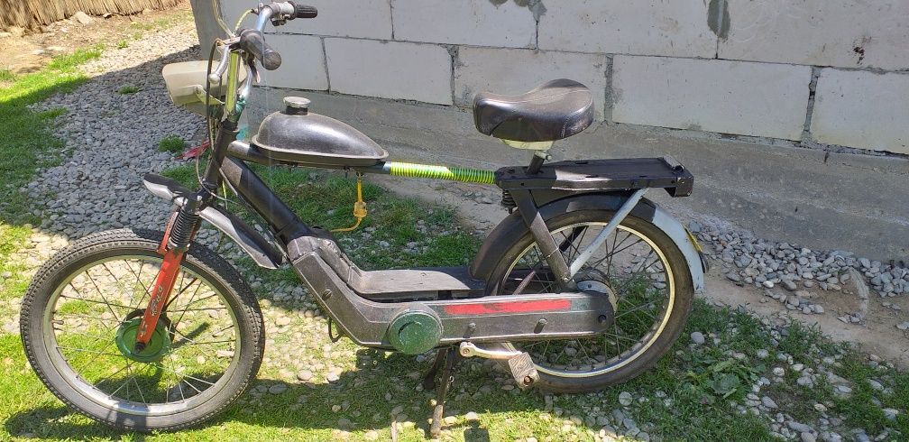 Moped cu pedale Piagio