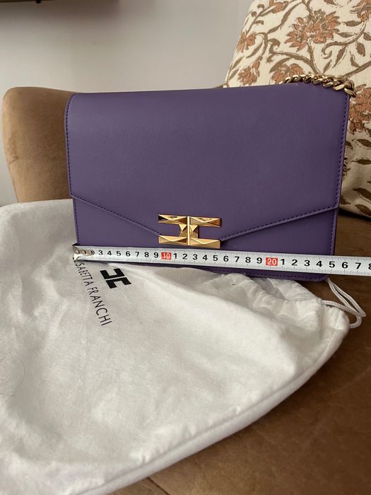 Продавам чанта Elisabetta Franchi