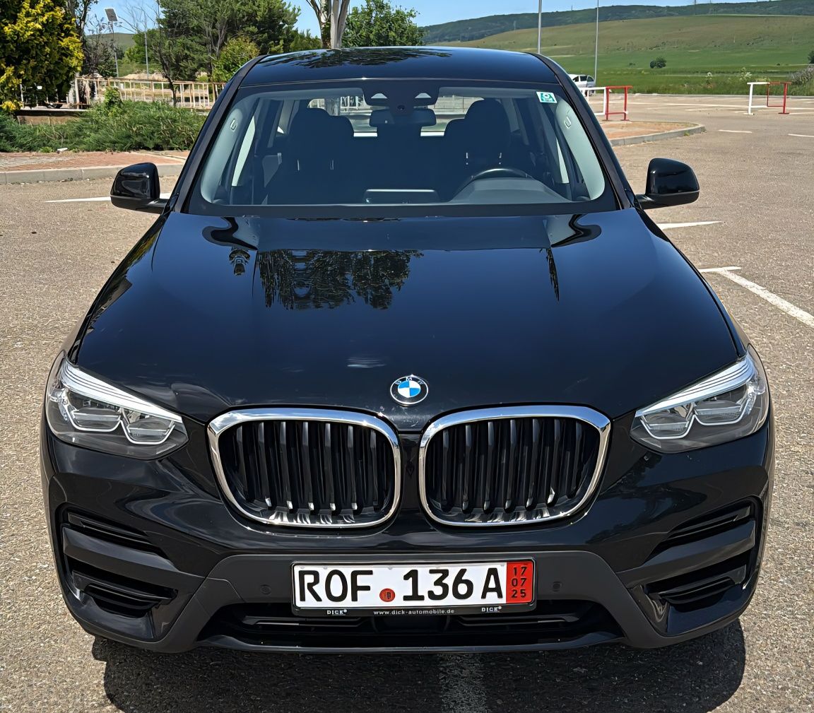 BMW X3 xDrive 20d ; 190 CP ; 2021 ; Full Service BMW Germania