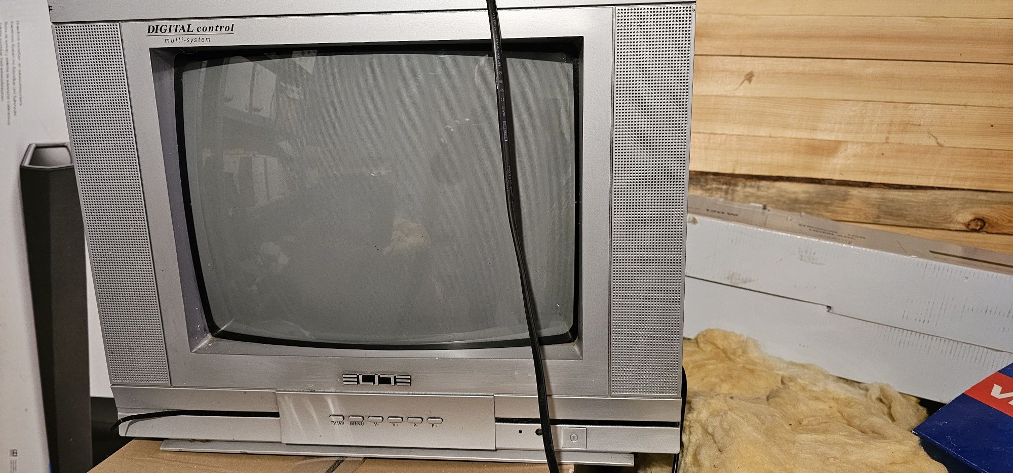 Телевизор 20" Elite