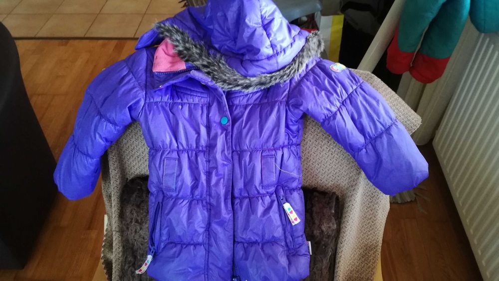 Geaca fetita 3-4 ani, sport, marca ETIREL