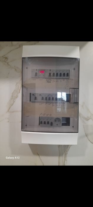 Электрик
Электрика под ключ.
Умный дом.
Электрика дизайн проект.
Хар