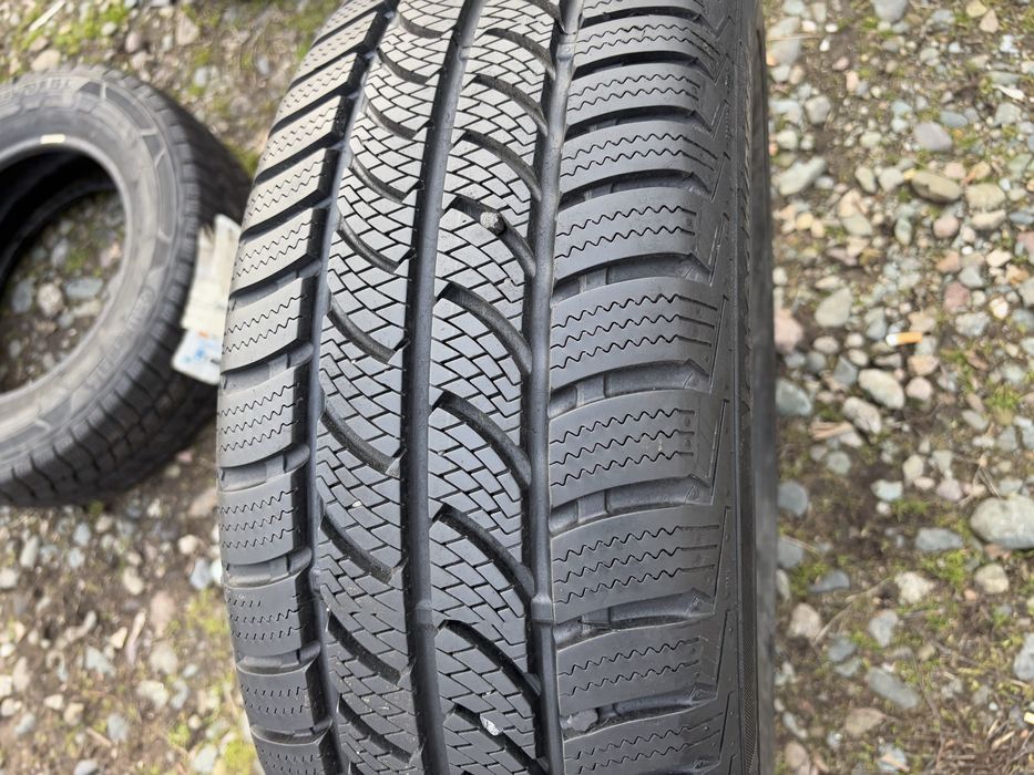 225/55 R17C 1бр зимна гума