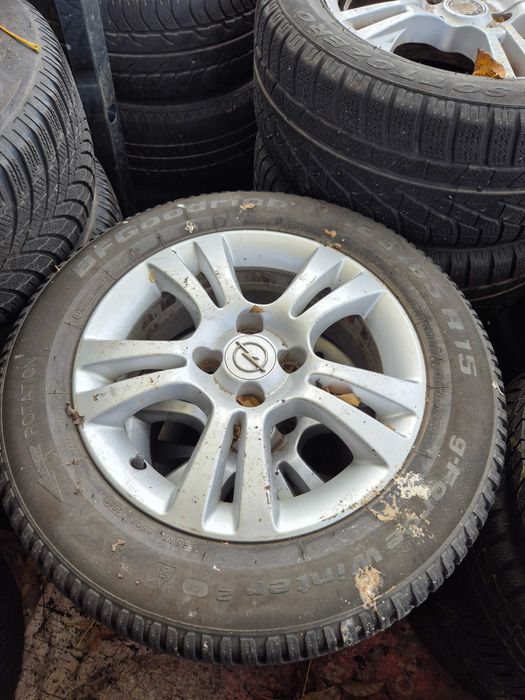 Roti Jante Anvelope IARNA 4x100 185/65/15 OPEL CORSA Aproape NOI