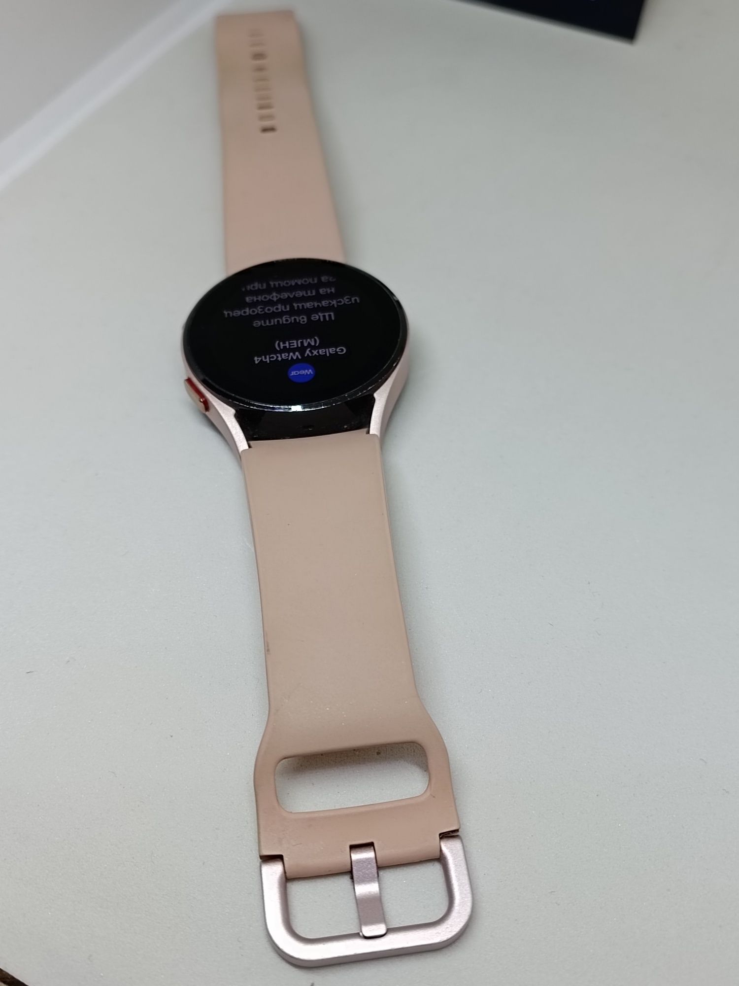 Смарт часовник SAMSUNG Watch 4 / 40mm