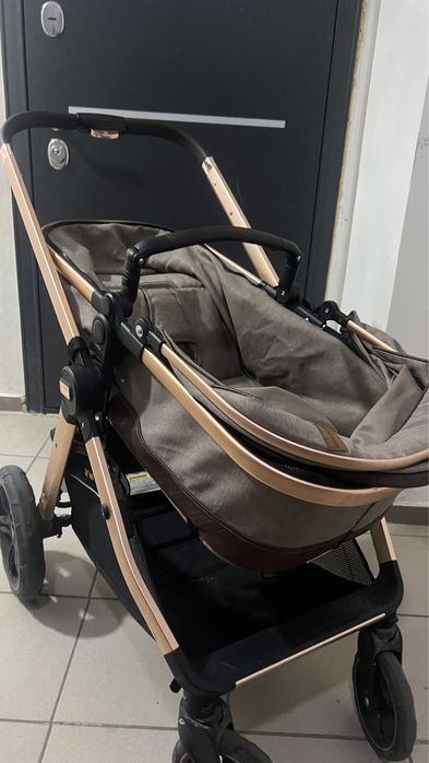 Детская коляска