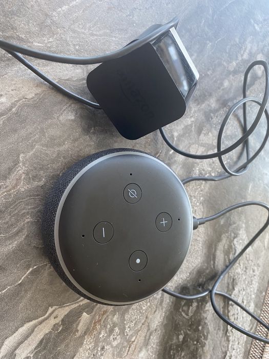 Портативна колонка Amazon - Echo Dot 3, Alexa, черна