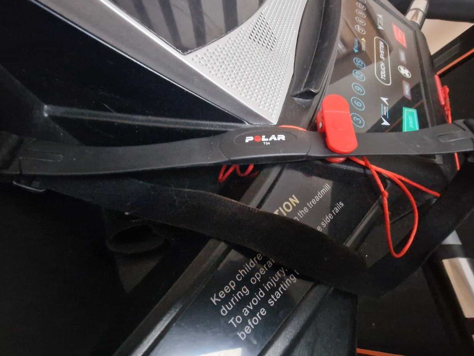 Бягаща пътека inSPORTLine inCondi T400i