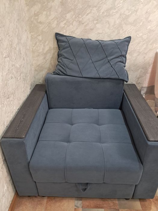 Продам раскладной кресло