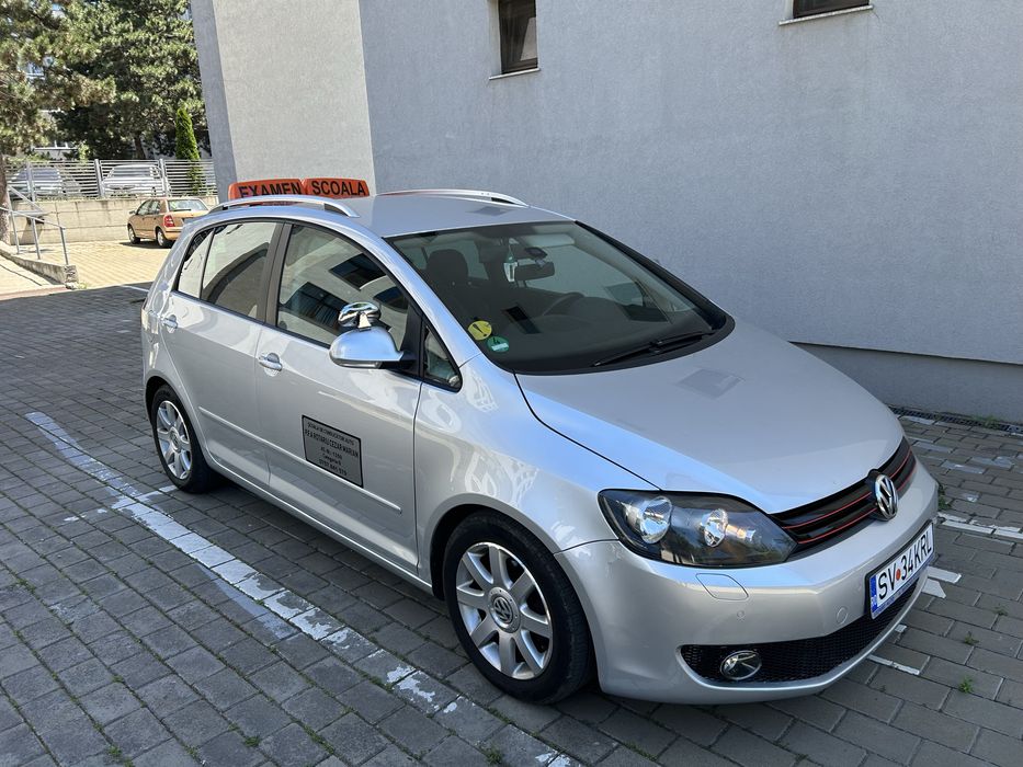 Vand golf 6 plus 2.0 diesel (masina de scoala de soferi)