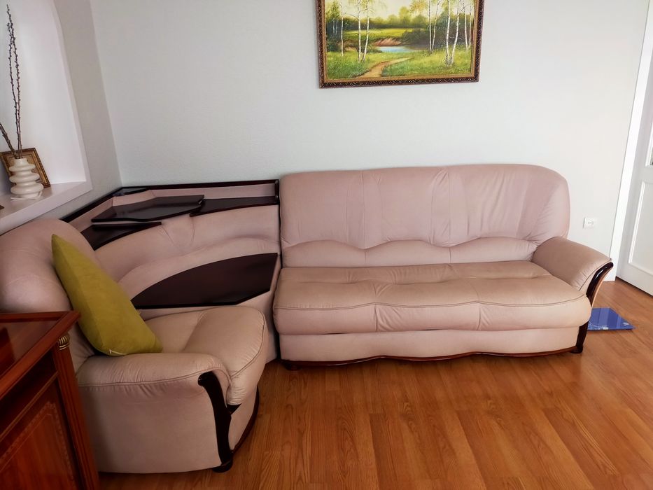 Продам Угловой диван с отдельным креслом