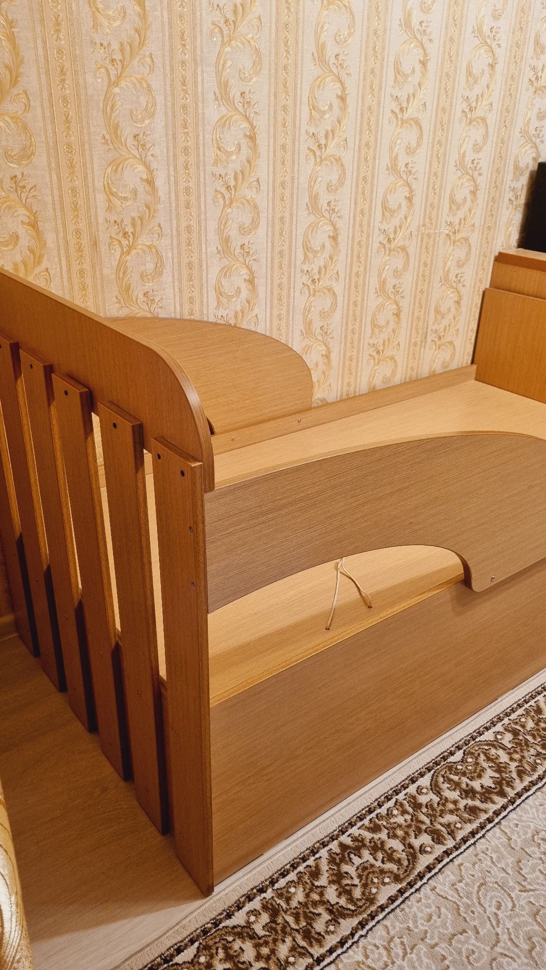 Продам детскую кровать