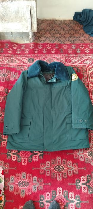 Бушлат куртка сотилади