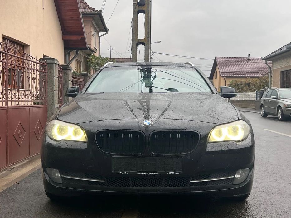 BMW Seria 5 Bmw 525d/2.0l 218cp/automat/pano/2012