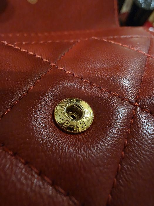 Протмоне Chanel red