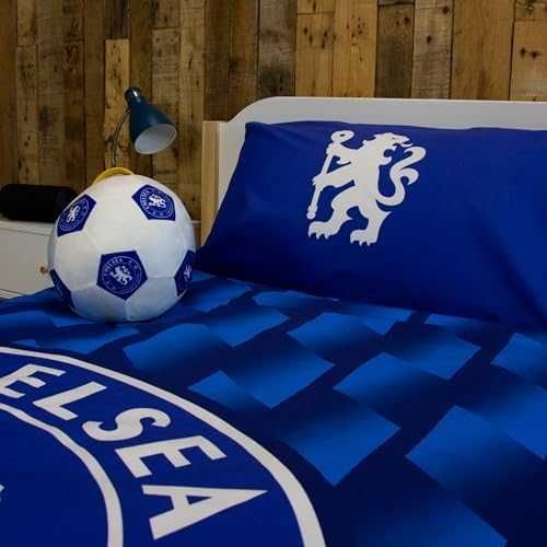Нова Мека възглавница Chelsea FC с лого – перфектен подарък за фенове