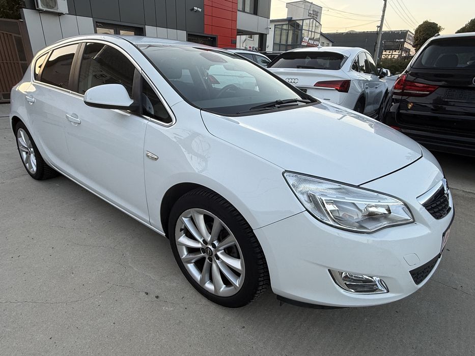 Opel Astra J 1,4 Turbo Rate Fixe Garantie 12 Luni Livrare gratuita
