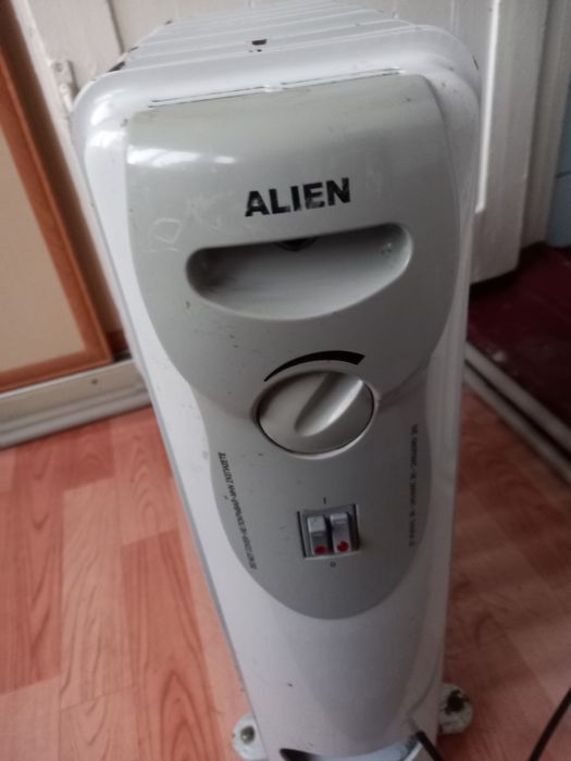 Пртдается обогреватель ZAS ALIEN, хорошо работает.