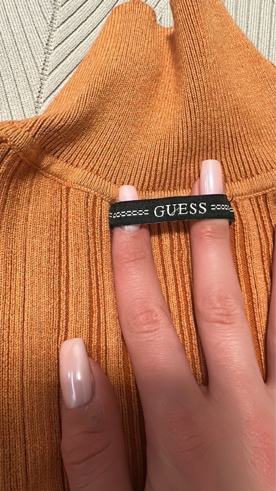 Рипсена рокля Guess