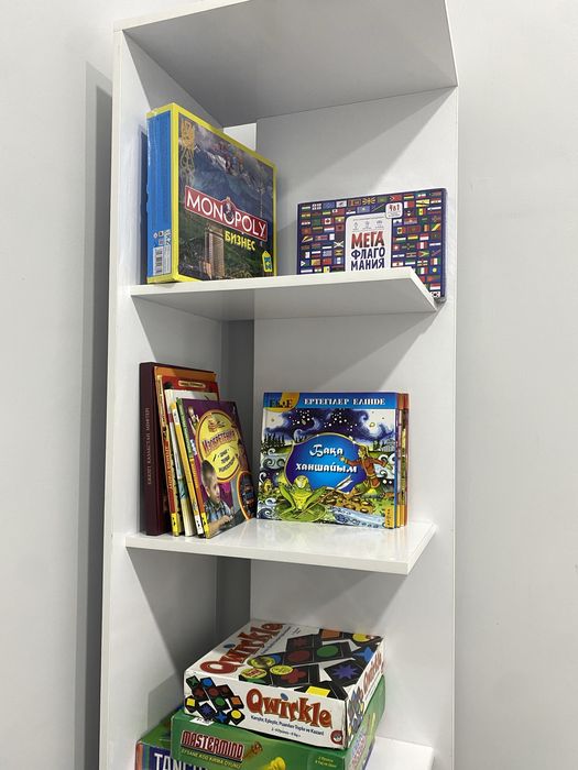 Стеллаж для книг
