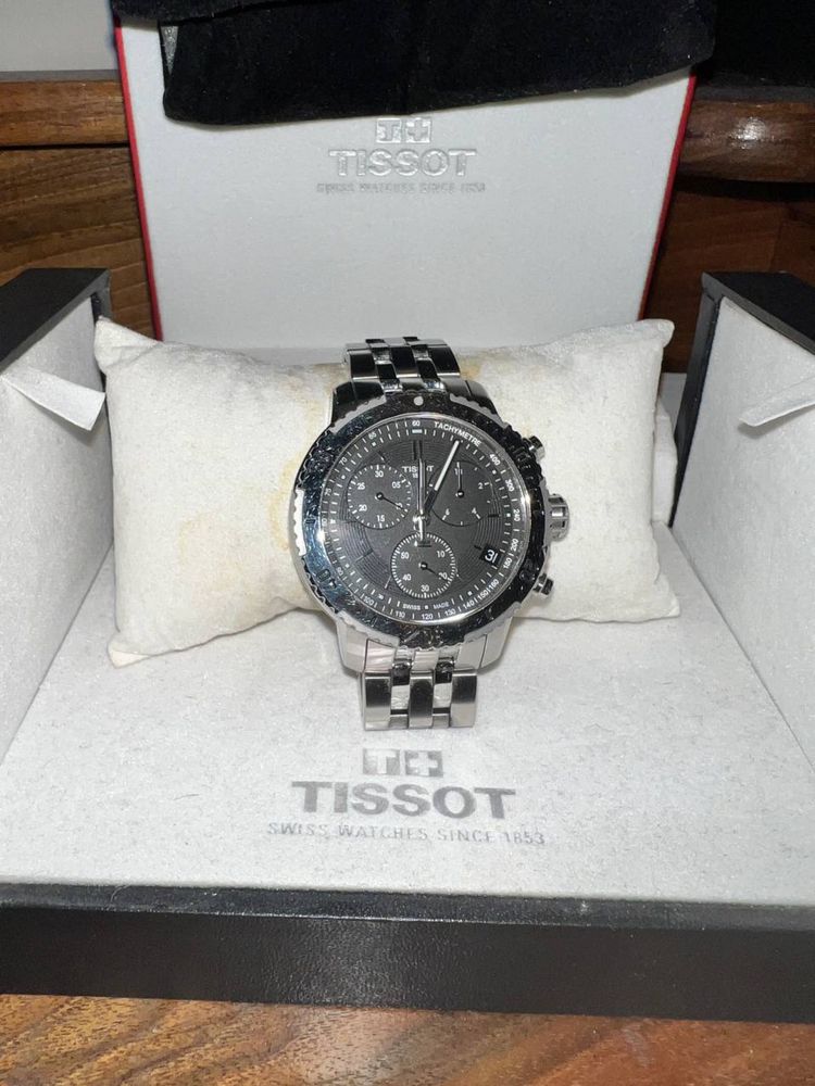 Продаётся часы наручные оригинал TISSOT