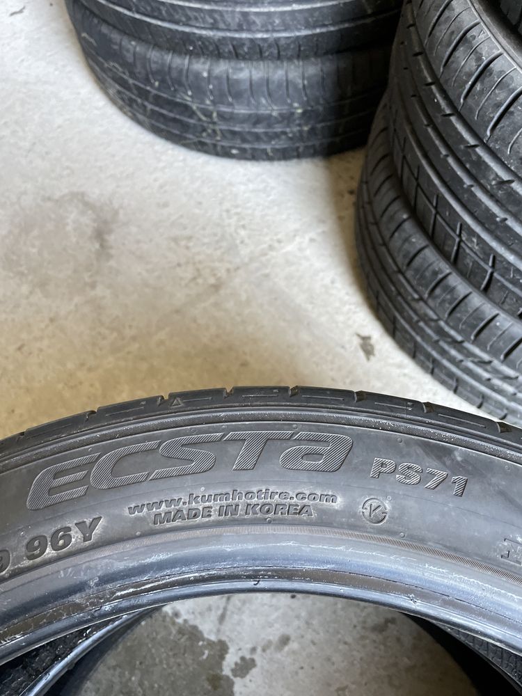 225/45/19 KUMHO 2бр. 4.5мм