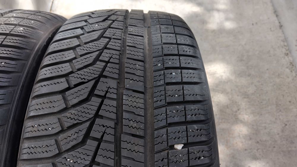Anvelope iarna ms 215 55 16 HANKOOK WINTER I*CEPT EVO 2,  doar 2 BUC