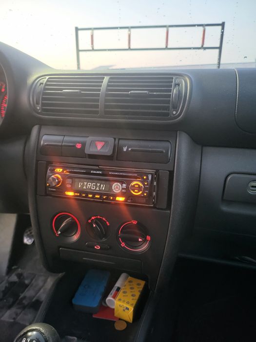 SEAT LEON 1.6 benzina 2002