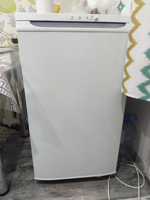Продам морозильник