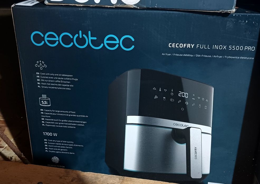 Friteuza cu aer cald , fara ulei CECOTEC