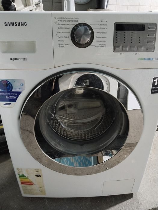 Стиральная машина Samsung ecco bubble На 7 кг.