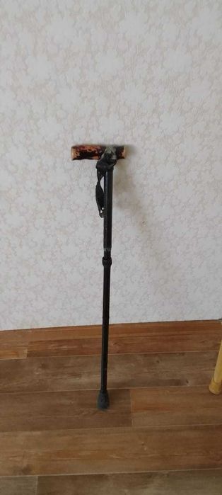 Продам трость б/у в отличном состоянии