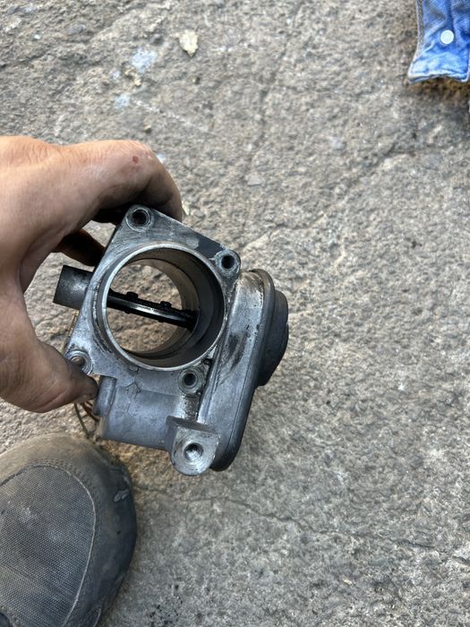 Дроселова клапа за Опел 1.9 cdti 150кс.
