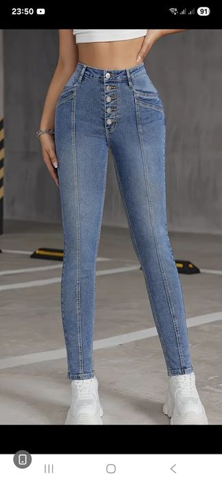 Мода и стиль, женские  джинсы.