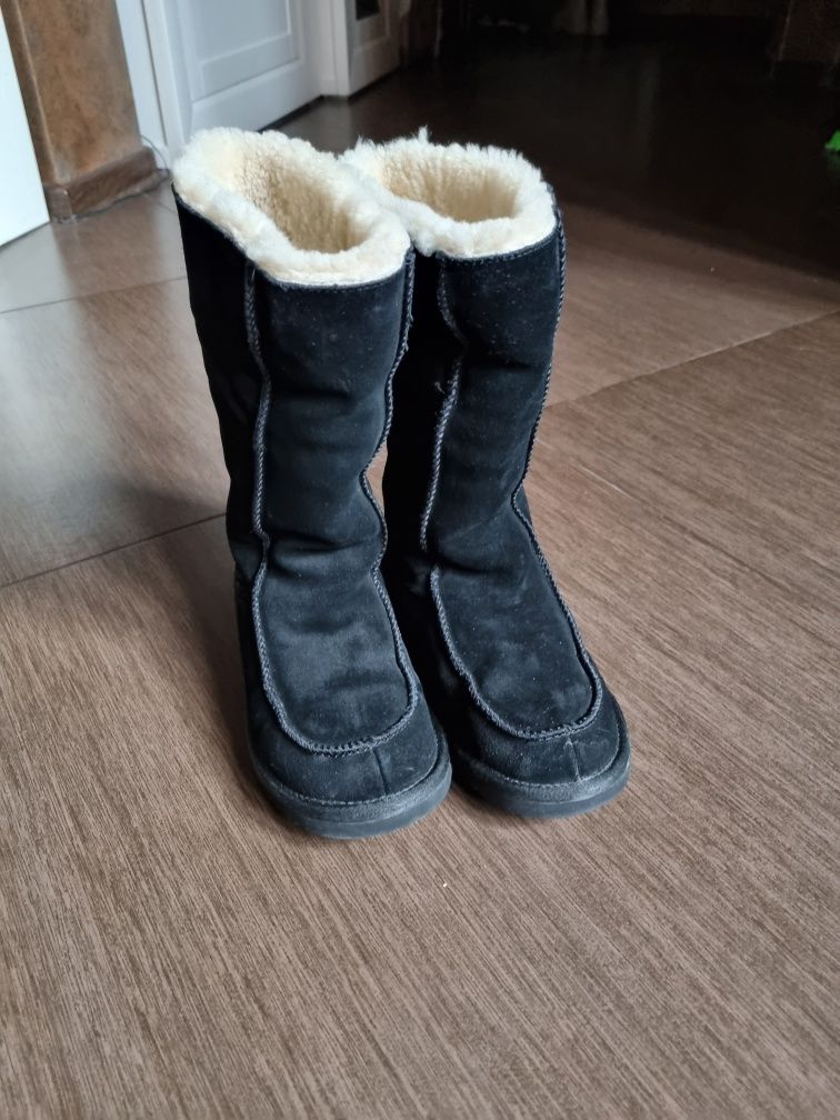 UGG като нови  оригинални.