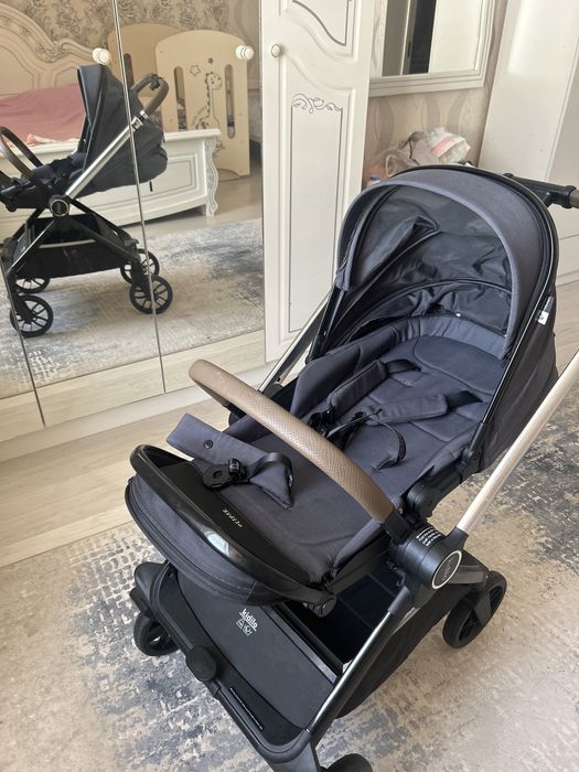 Коляска Kidilo d900