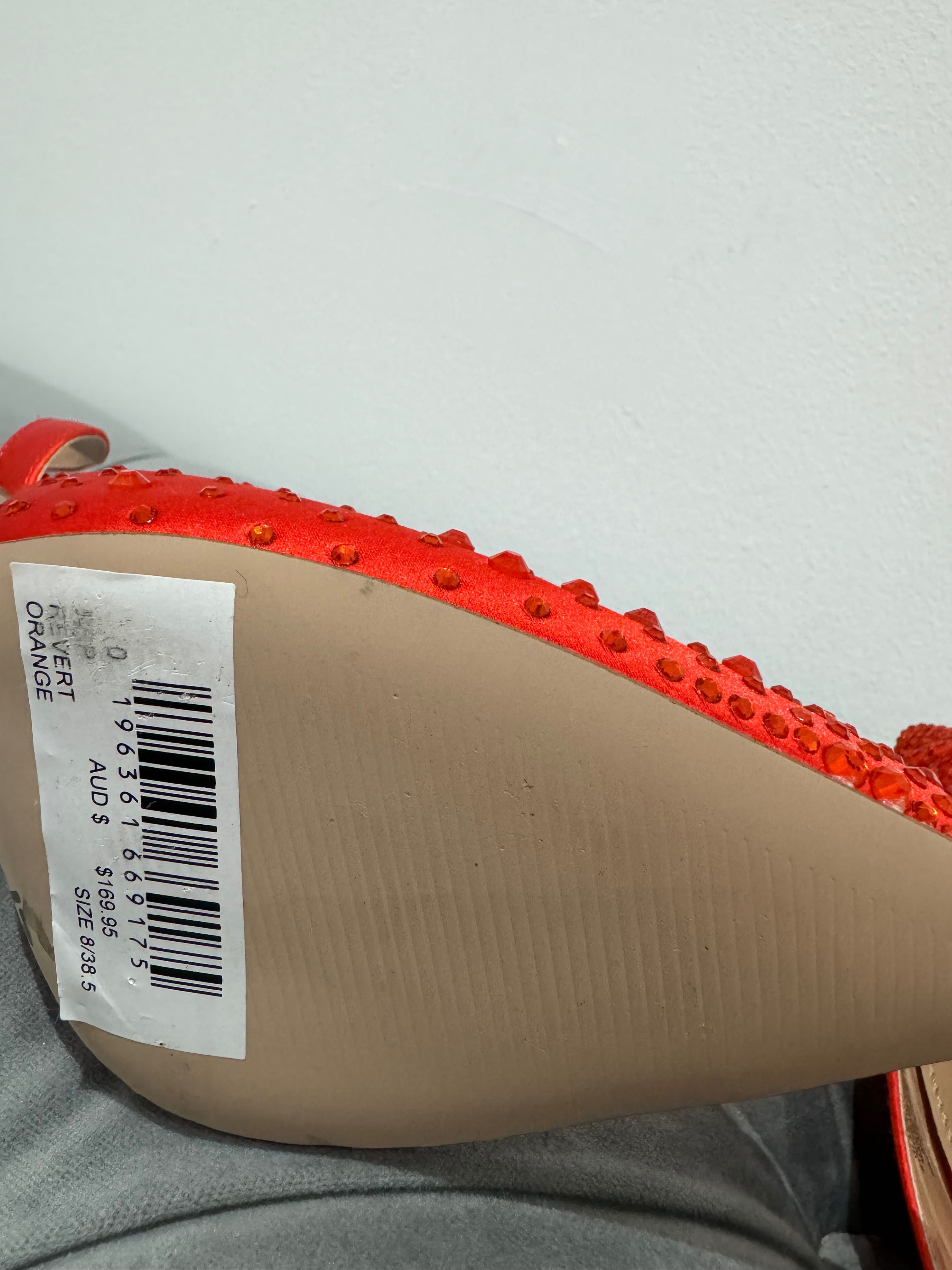 Много красиви нови обувки Steve Madden