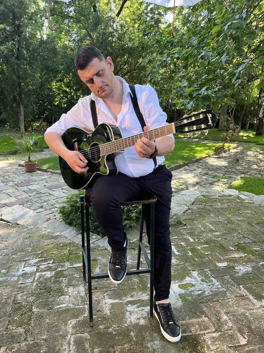 Предлагам DJ , Бузуки , Китарата за вашият Абитуеринтски бал !!!