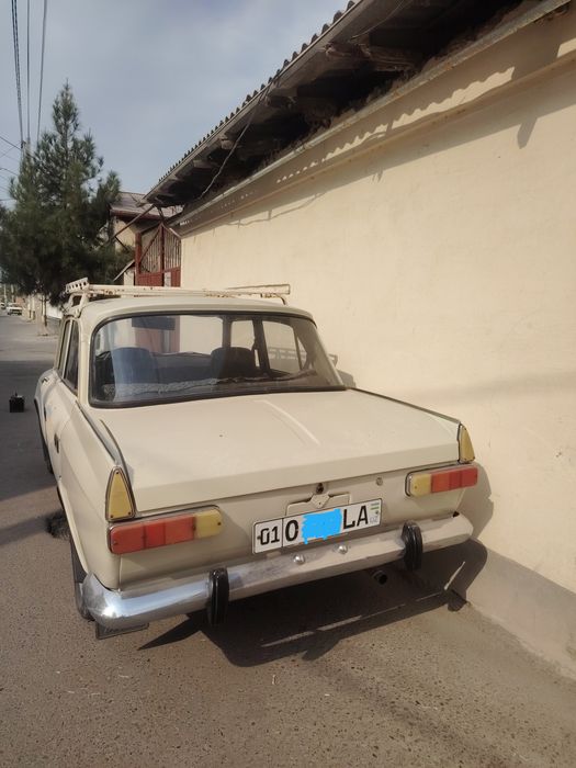 Moskvich 412 sotamiz