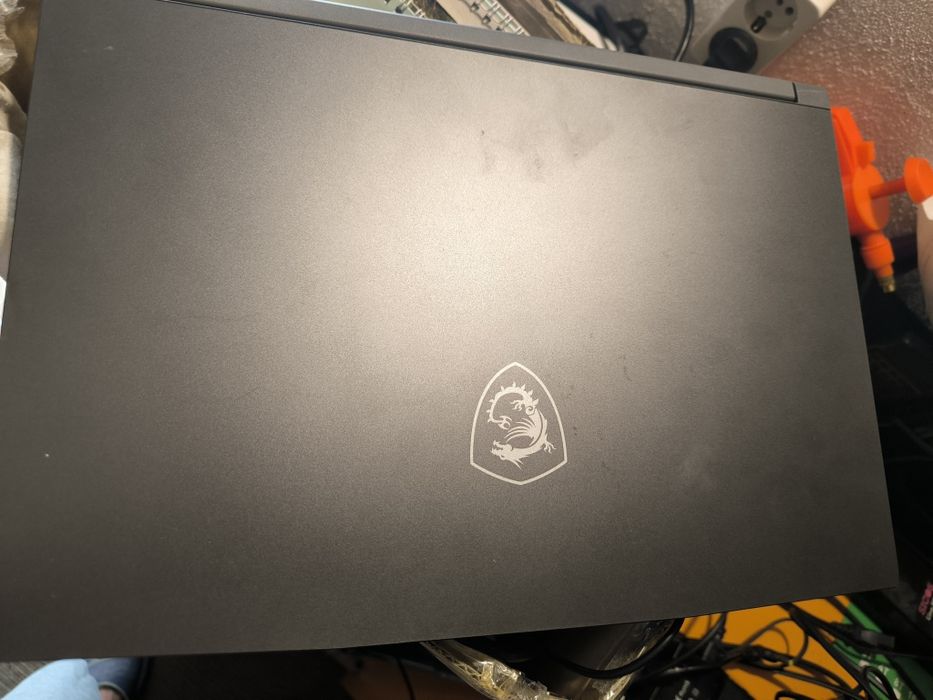 Laptop gaming msi thin i5 12450 , rtx 4050