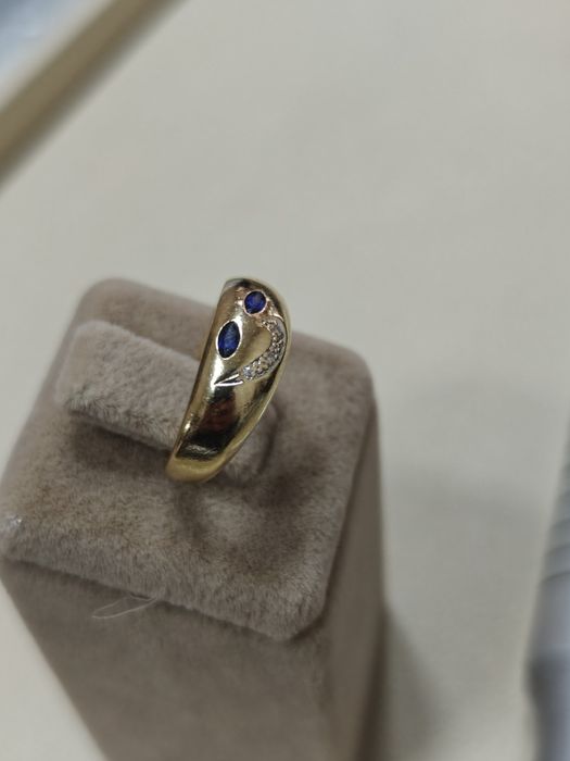 Inel aur 18k 3.69gr  cu safire și diamante naturale (r)