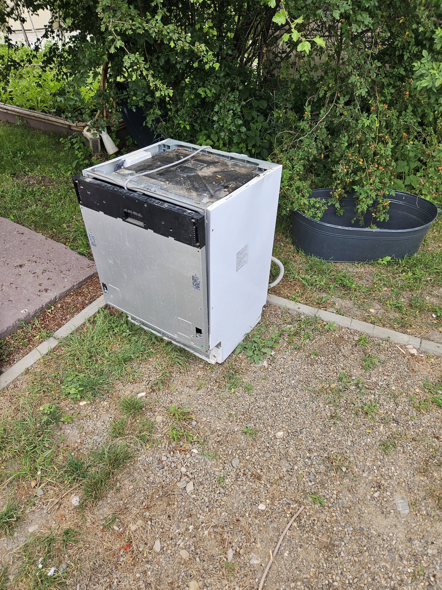 Masina spalat vase incorporabila beko 14 seturi