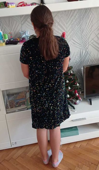 Рокля с пайети за момиче